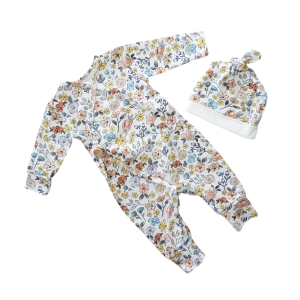 Boxpakje met muts cartoon bloemen maat 50