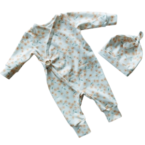 Boxpakje met muts zonnebloemen maat 50